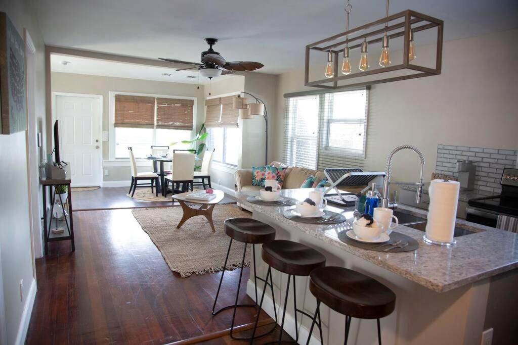 Two Bedroom Ranch With Private Deck Close To Beach 레이크워쓰 외부 사진